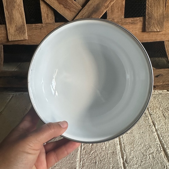 Vintage GMI Nesting Bowl Enamel (50) - Picture 3 of 8